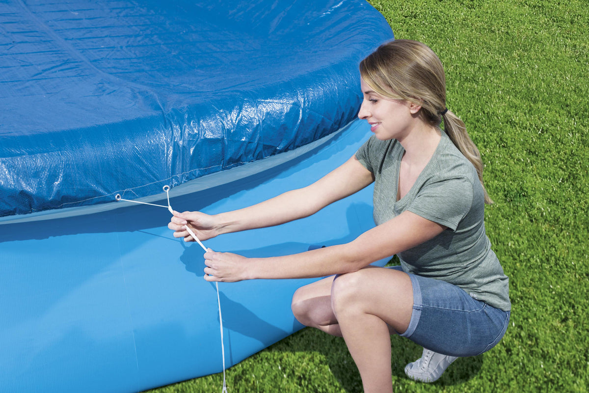 Flowclear™ 12' Fast Set Pool Cover | Bestway Customer Favorite