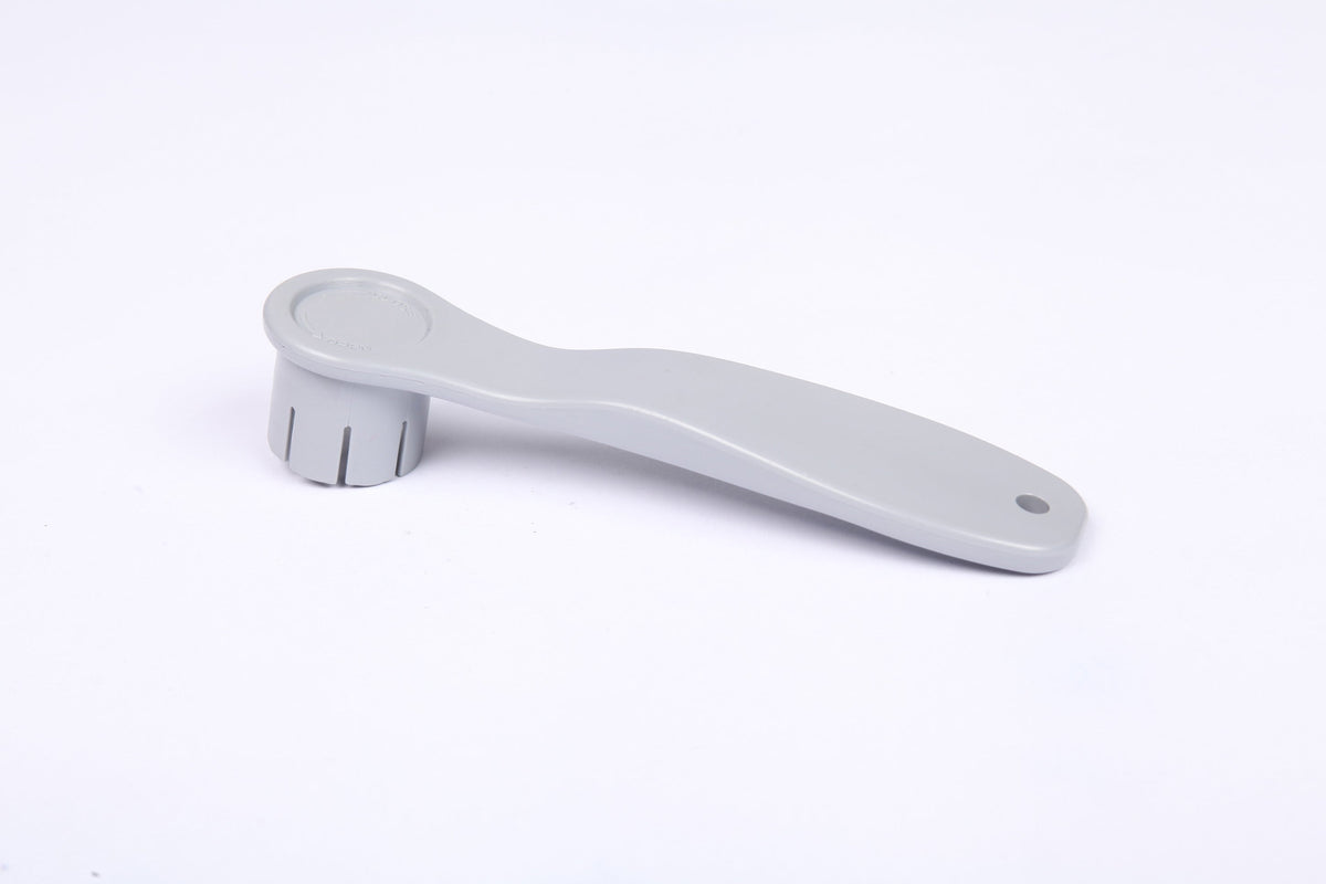 Air Valve Wrench for Stand-Up Paddleboards & Inflatable Hot Tubs | Bestway Smart Buy
